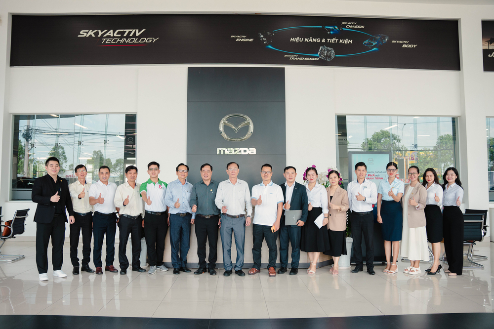 1/ Đến thăm Công ty TNHH MTV Ô Tô Trường Hải Cần Thơ