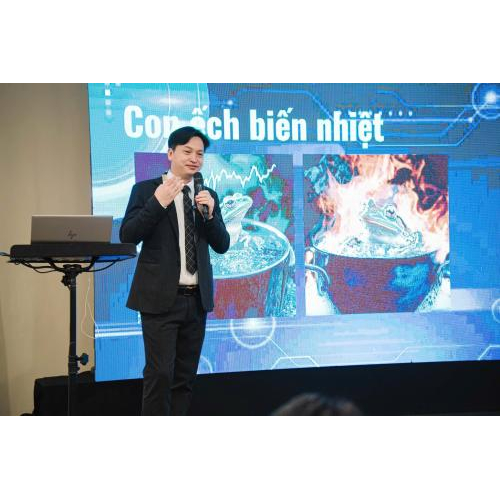 Các Hình Ảnh Tại Sự Kiện