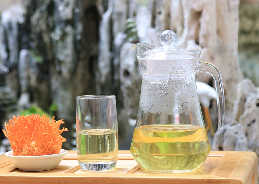 Đông trùng hạ thảo pha trà