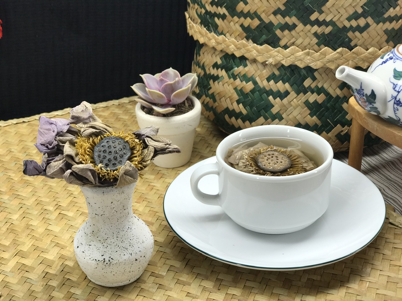 Cách pha trà trà hoa sen ngon nhất