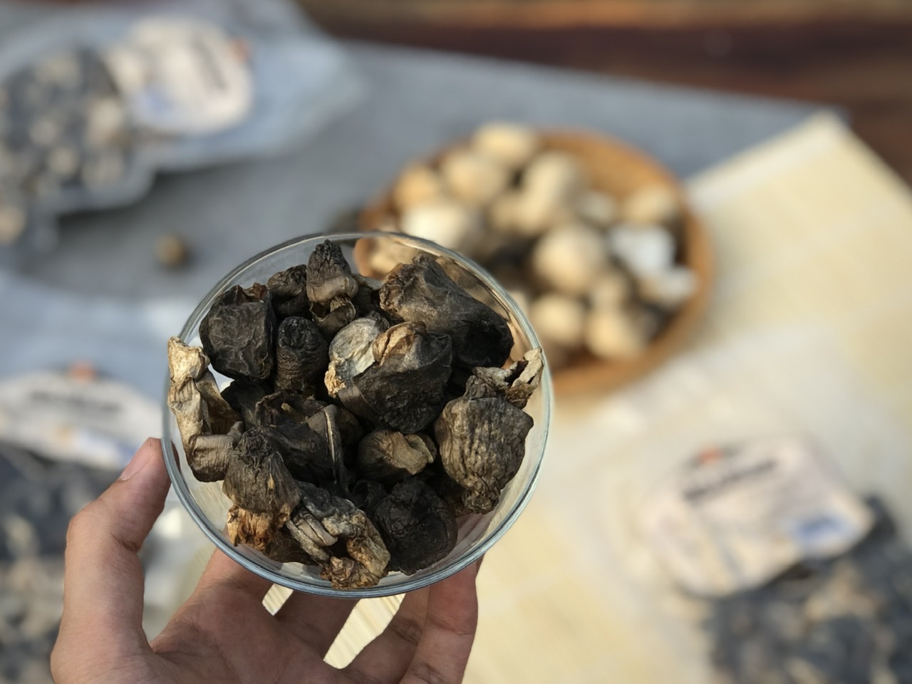 Bảo quản nấm rơm trong ngăn mát tủ lạnh