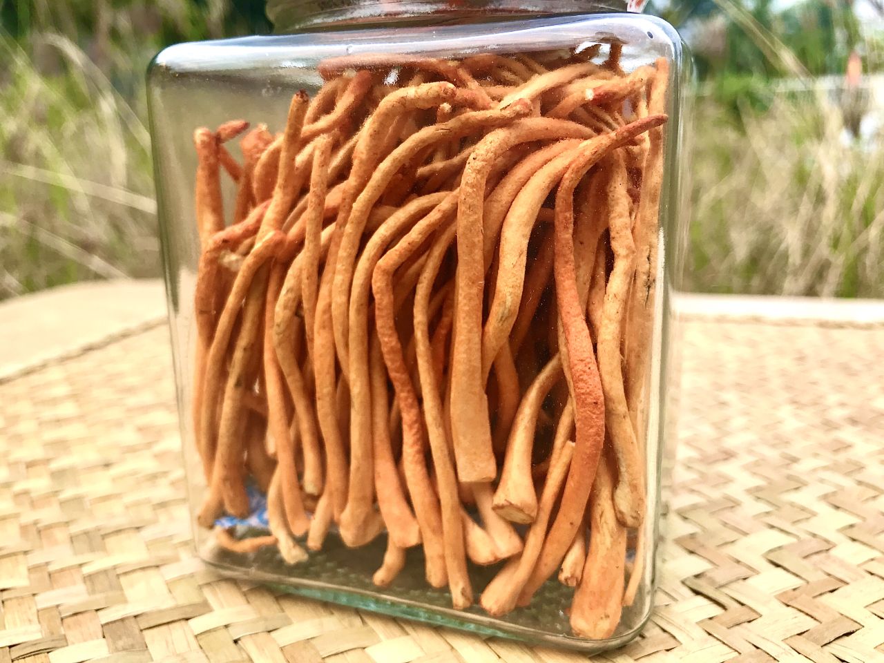 Lưu ý khi sử dụng đông trùng hạ thảo cho người gầy