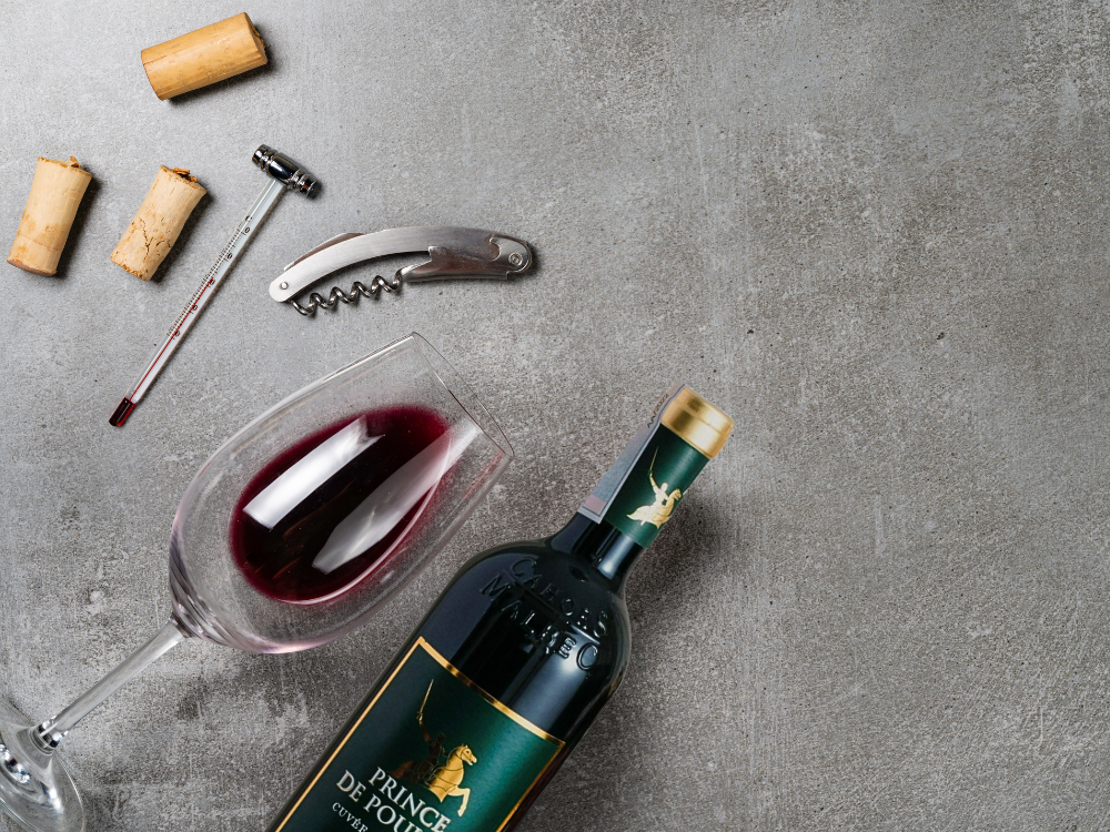 Dùng rượu vang đỏ pha chế cocktail