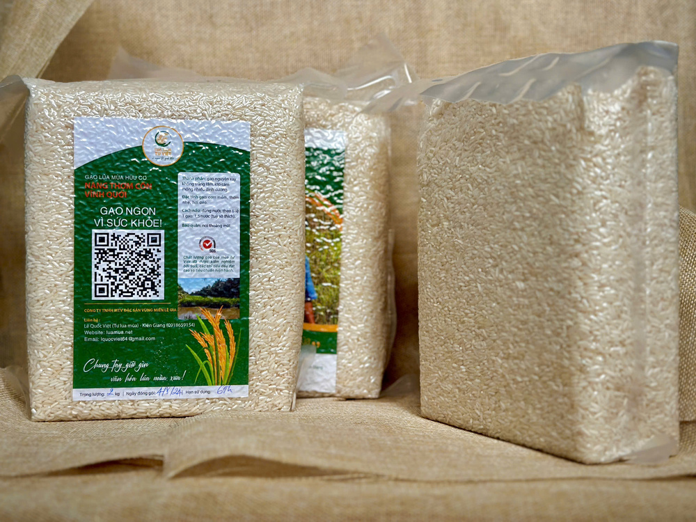 Tiến hành rửa mặt