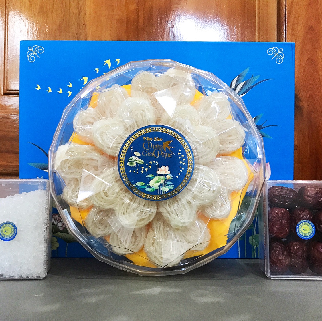 Tổ yến thô là gì?