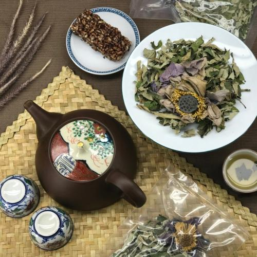 Chất liệu ấm pha trà