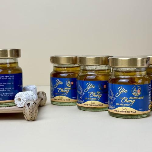 Phụ nữ sau sinh có nên ăn yến chưng?