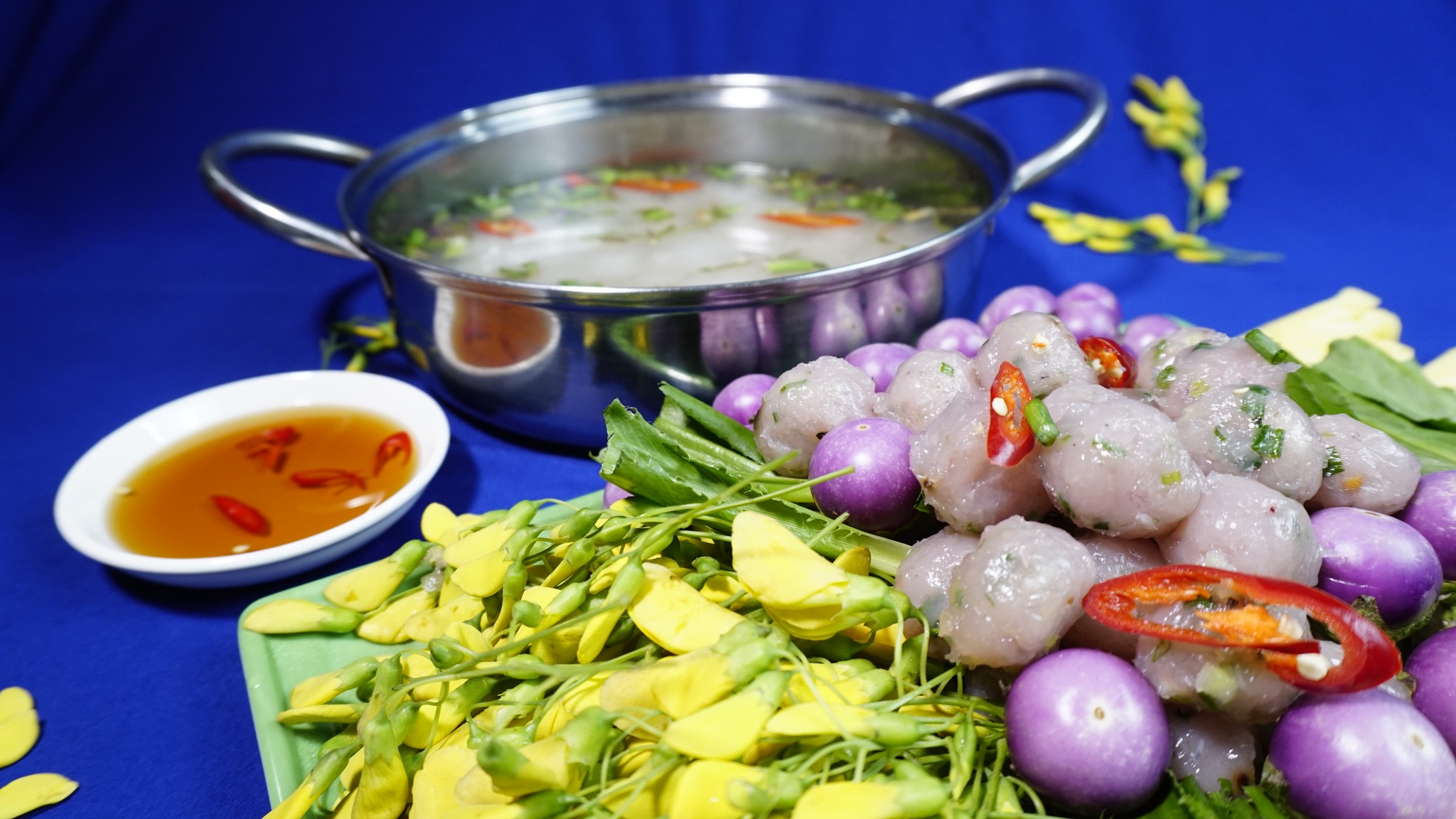 100g cá thác lác tươi sống bao nhiêu calo?