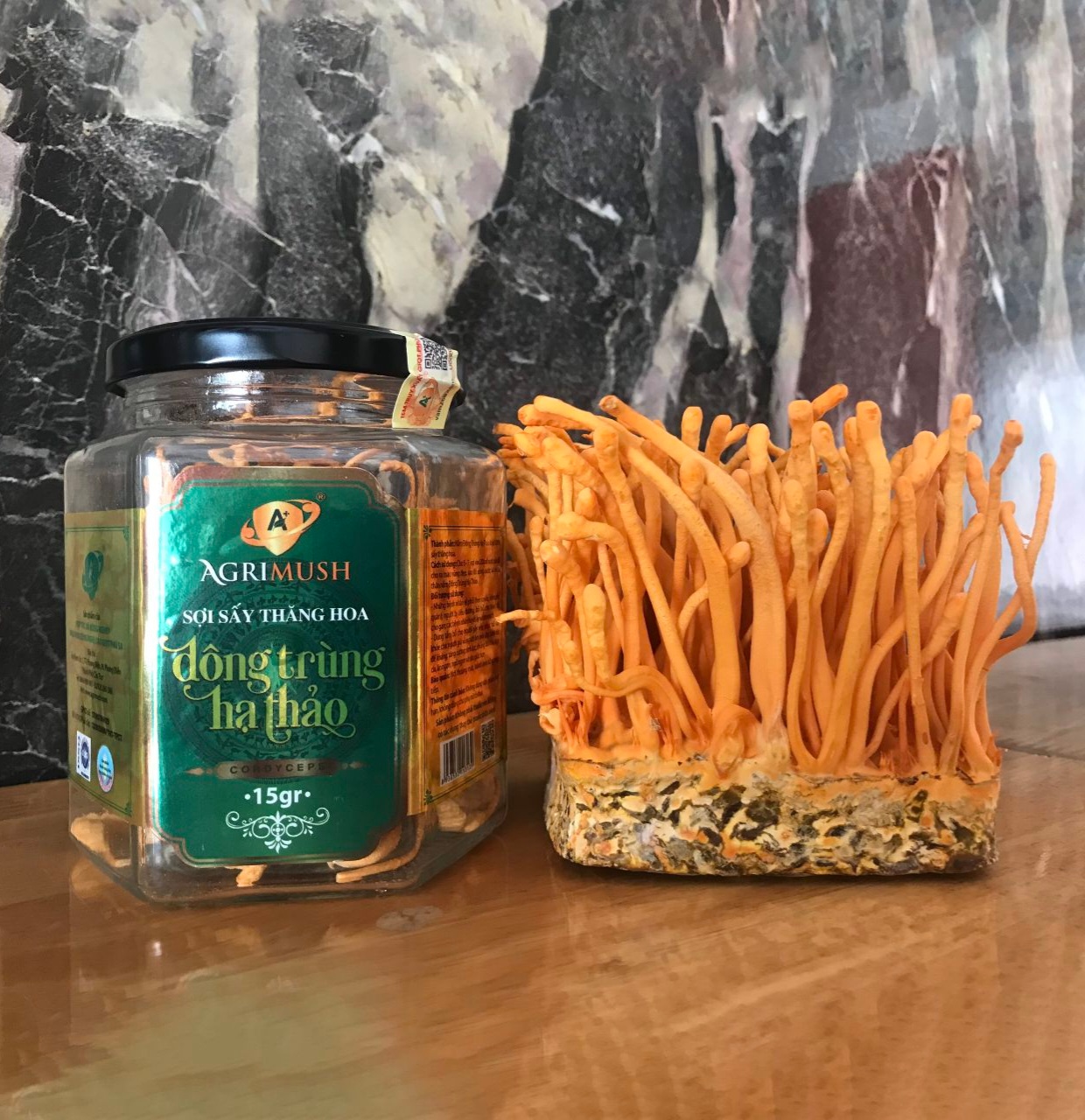 2. Quan sát màu sắc