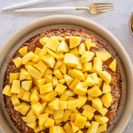 Bánh kem xoài hạnh nhân là gì?