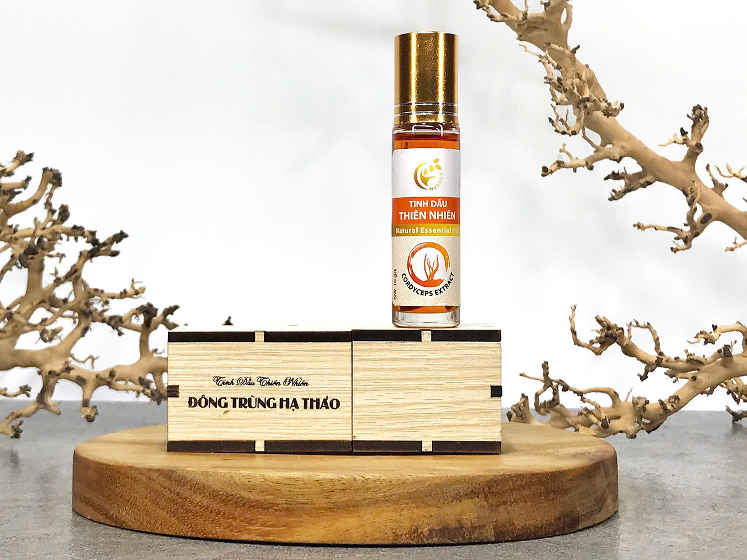 Tinh Dầu Thiên Nhiên Đông Trùng Hạ Thảo