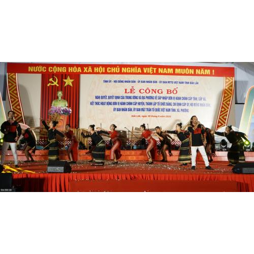 Đặc sắc chương trình nghệ thuật “Đắk Lắk - Phú  Yên một dải non sông, một tấm lòng”