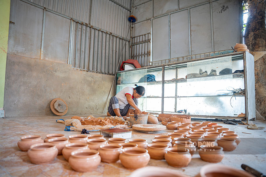 Làng nghề nồi đất Trù Sơn – Giữ hồn truyền thống từ đất và lửa