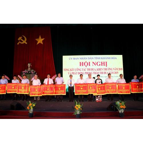 Thi đua thực hiện thắng lợi nhiệm vụ phát triển kinh tế - xã hội năm 2019