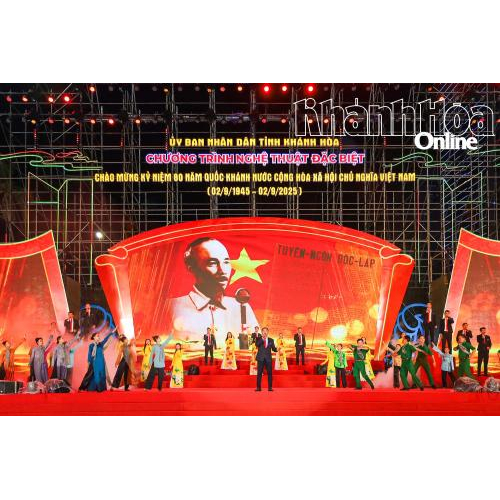 Đặc sắc chương trình nghệ thuật “Vinh quang Tổ quốc ta”