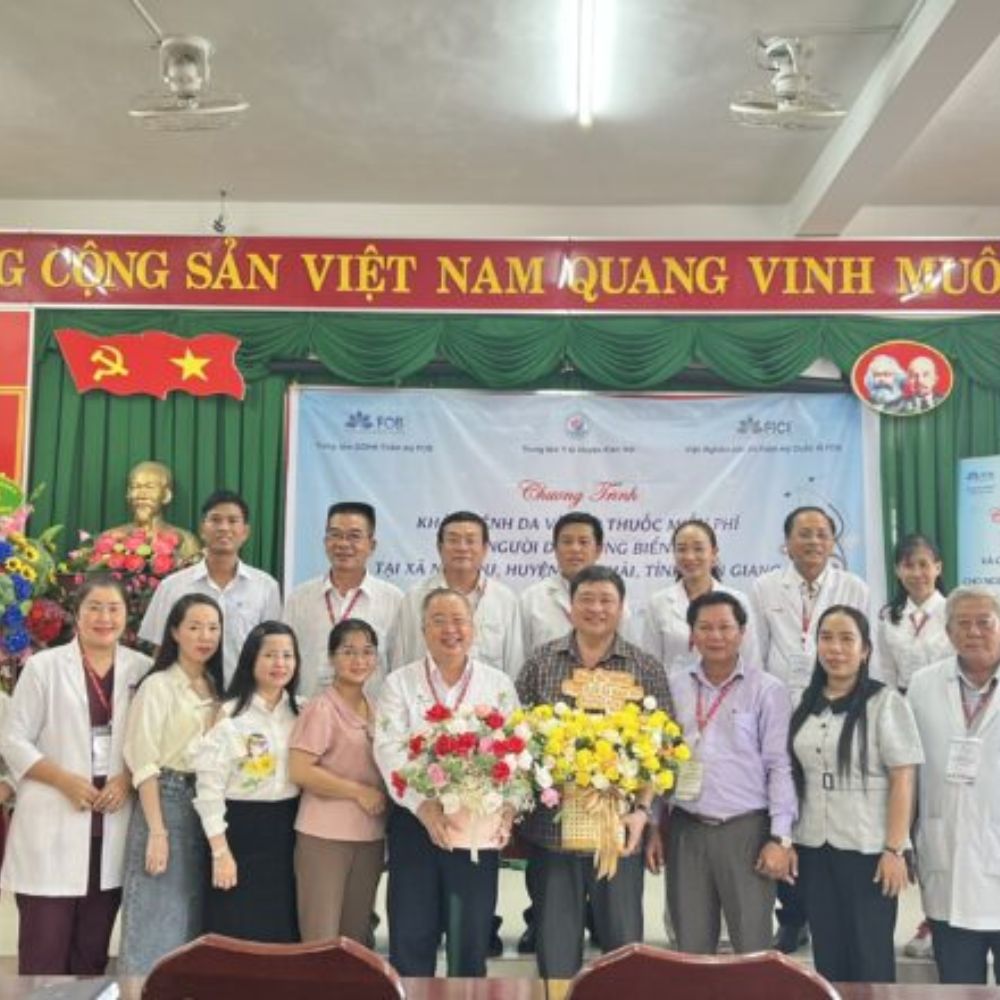 FOB Tổ Chức Khám Bệnh Da Và Cấp Thuốc Miễn Phí Cho Người Dân Ở Quần Đảo Nam Du, Thuộc Xã An Sơn Và Nam Du, Huyện Kiên Hải, Tỉnh Kiên Giang