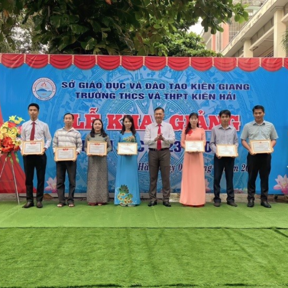 Trường THCS Và THPT Kiên Hải “Đoàn Kết, Kỉ Cương, Đổi Mới, Sáng Tạo, Nâng Cao Chất Lượng Giáo Dục Và Đào Tạo"