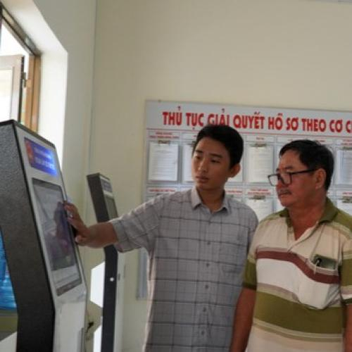 Người Dân Đặc Khu Biển Đảo Phấn Khởi Khi Dịch Vụ Công Gần Dân, Thuận Tiện