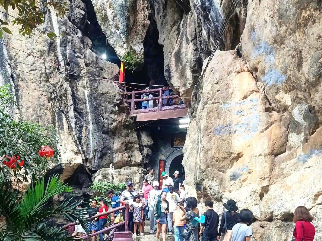 Hành trình trùng tu và vai trò của Chùa Tiên Sơn hôm nay