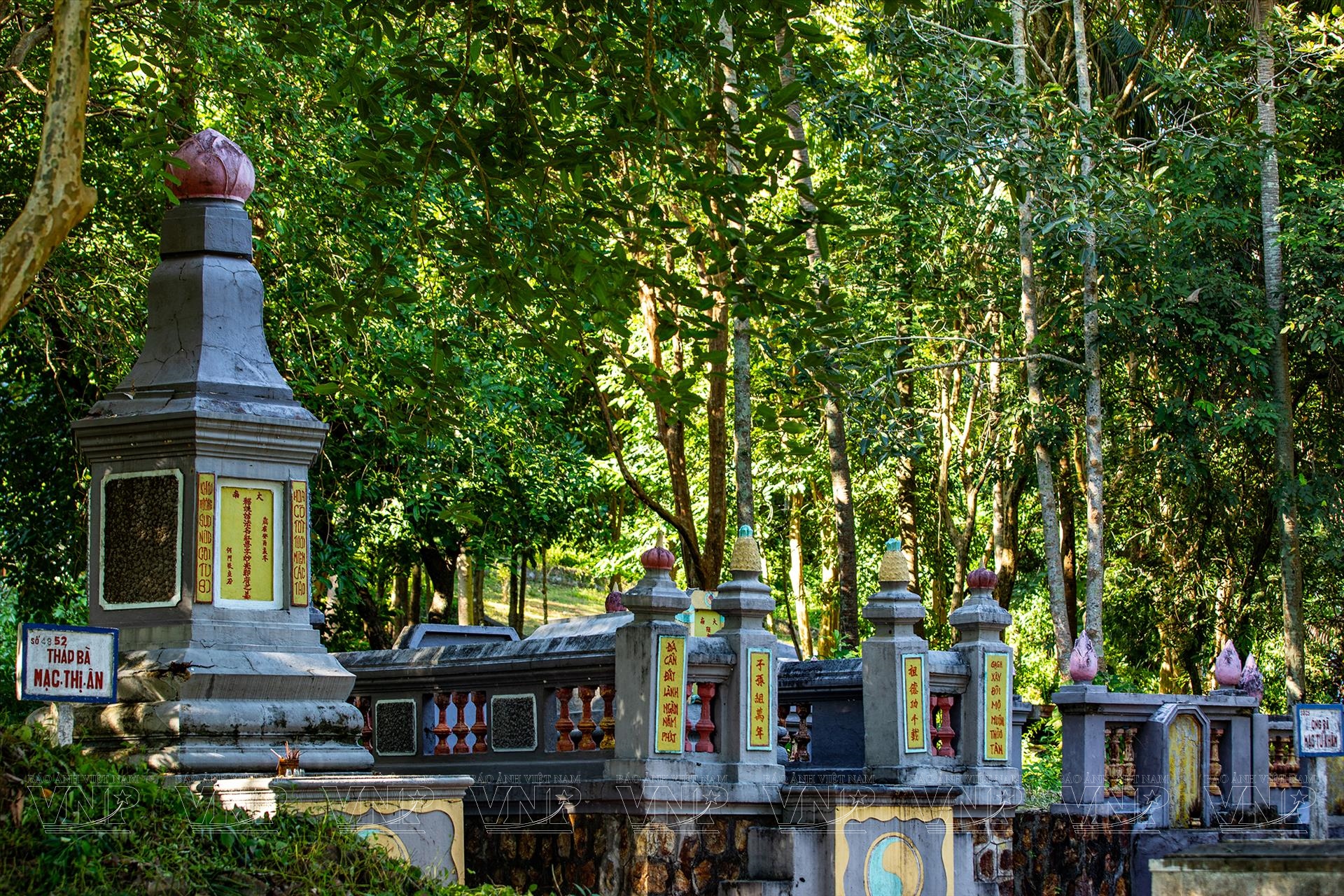 Khu lăng mộ, Tao đàn Chiêu Anh Các và giá trị tâm linh