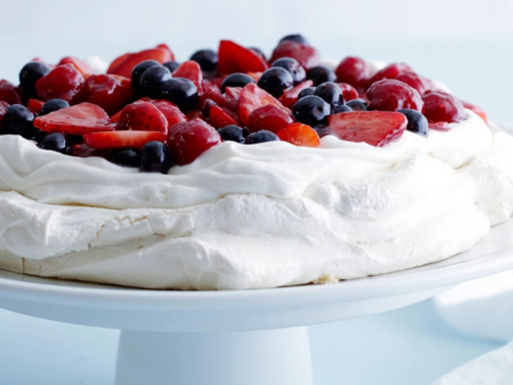 Bánh Pavlova mềm mịn