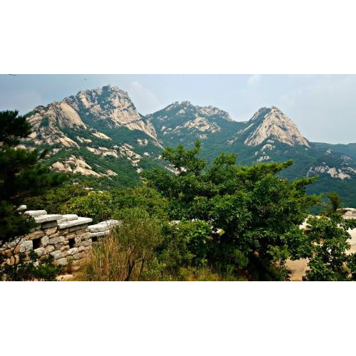 13. Vườn quốc gia Bukhansan