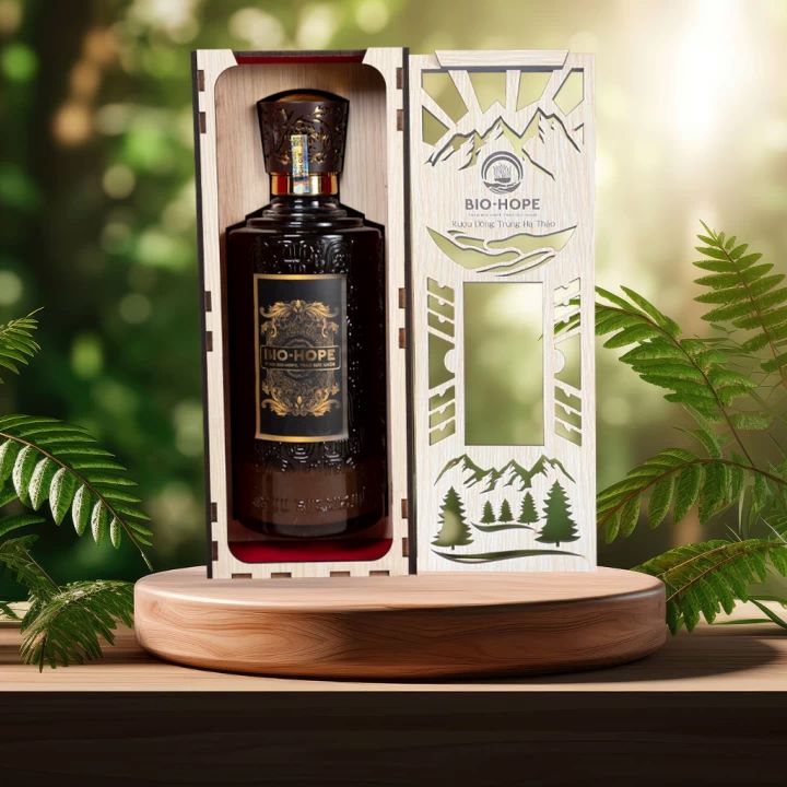 Rượu Đông Trùng Hạ Thảo (Chai 650ml)