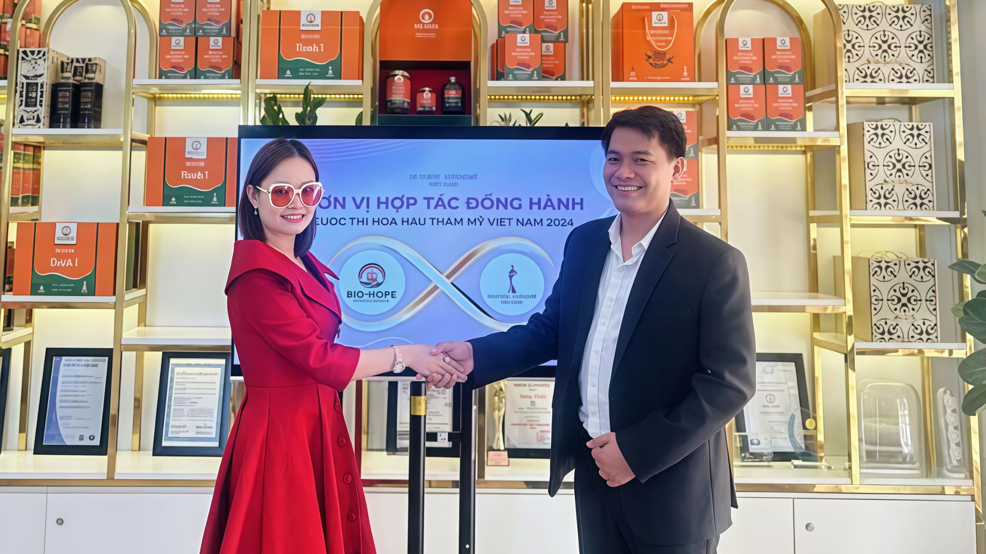 Miss Cosmetic Vietnam 2024: Cuộc thi sắc đẹp mang thông điệp nhân văn