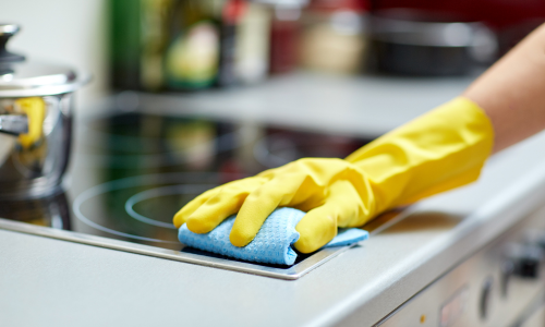 Cách làm sạch dầu mỡ trên tường bếp