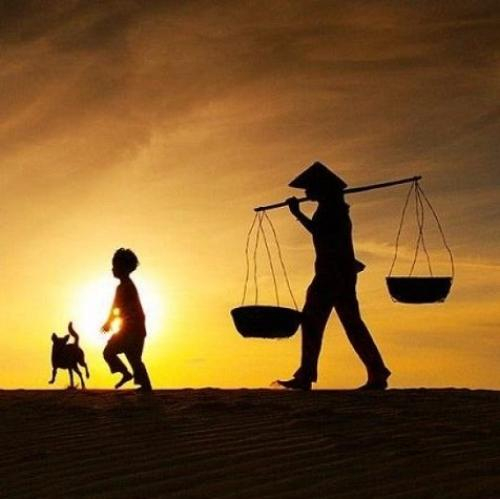 Câu Chuyện Đời Thường Trong Những Gánh Bánh Quê Miền Tây