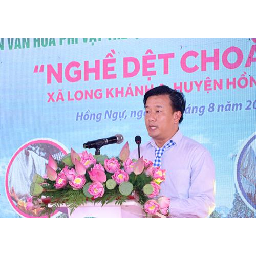 Đón nhận Di sản Văn hóa Phi vật thể Quốc gia “Nghề dệt choàng”