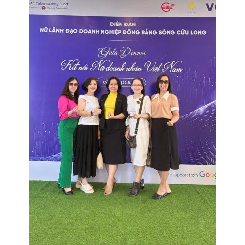 2. Thành phần tham dự