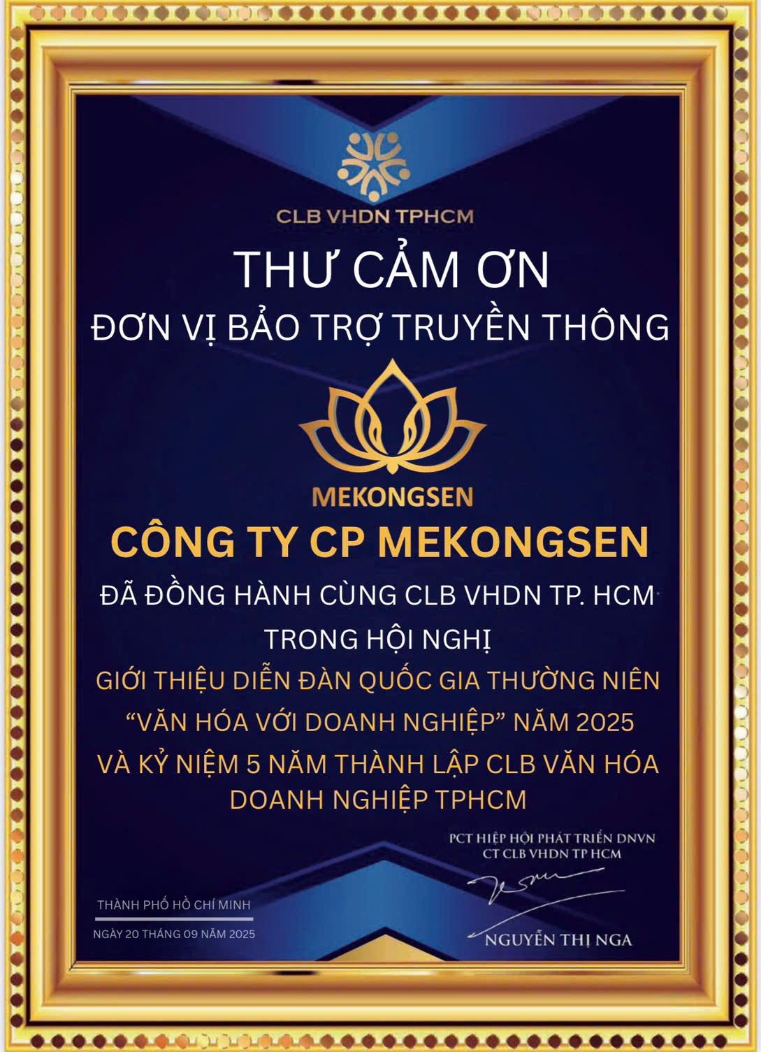 Nhà bảo trợ truyền thông