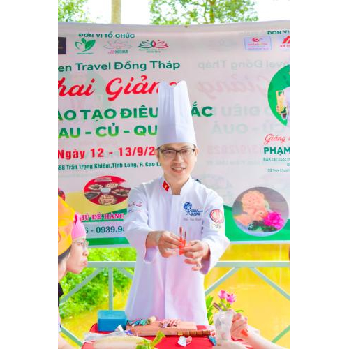 Không khí khai giảng lớp học đặc biệt