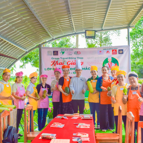 Khai Giảng Lớp Đào Tạo Điêu Khắc Rau – Củ – Quả Cùng Green Travel Đồng Tháp