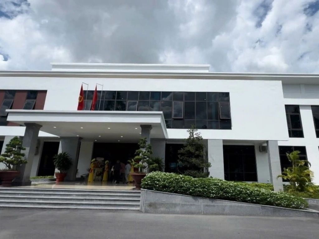 Thời gian và địa điểm