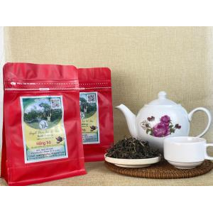 Tiến hành vò lá trà