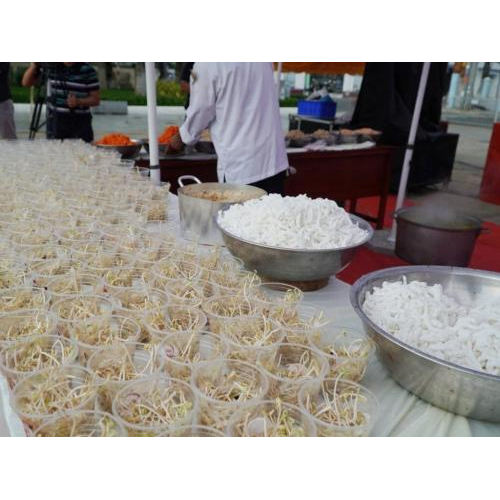 Tận mắt chứng kiến nghệ nhân chế biến món ngon trứ danh