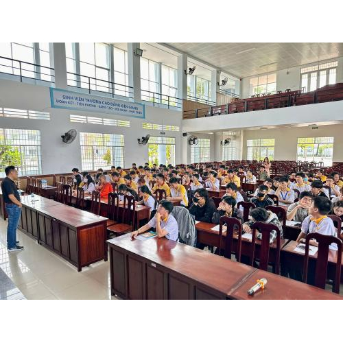 Hành trang sinh viên cần có