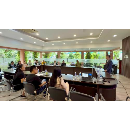 Nâng cao hiểu biết về nền tảng bán hàng, luật thuế