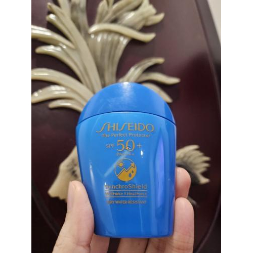 Luôn luôn kem chống nắng