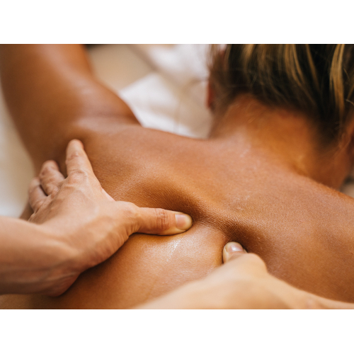 2. Xoa bóp giãn cơ giúp điều trị đau cơ xương khớp hiệu quả